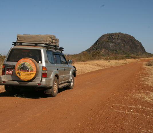 4x4 Rooftop Car rental